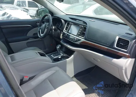 2014 Toyota Highlander Limited Platinum V6 z USA, uszkodzony, nr VIN 5TDDKRFH0ES065660